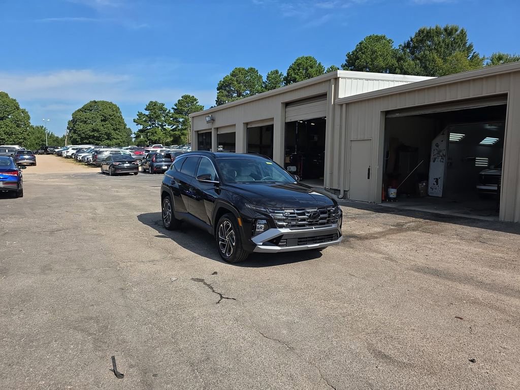 New 2025 Hyundai Tucson Limited image 11