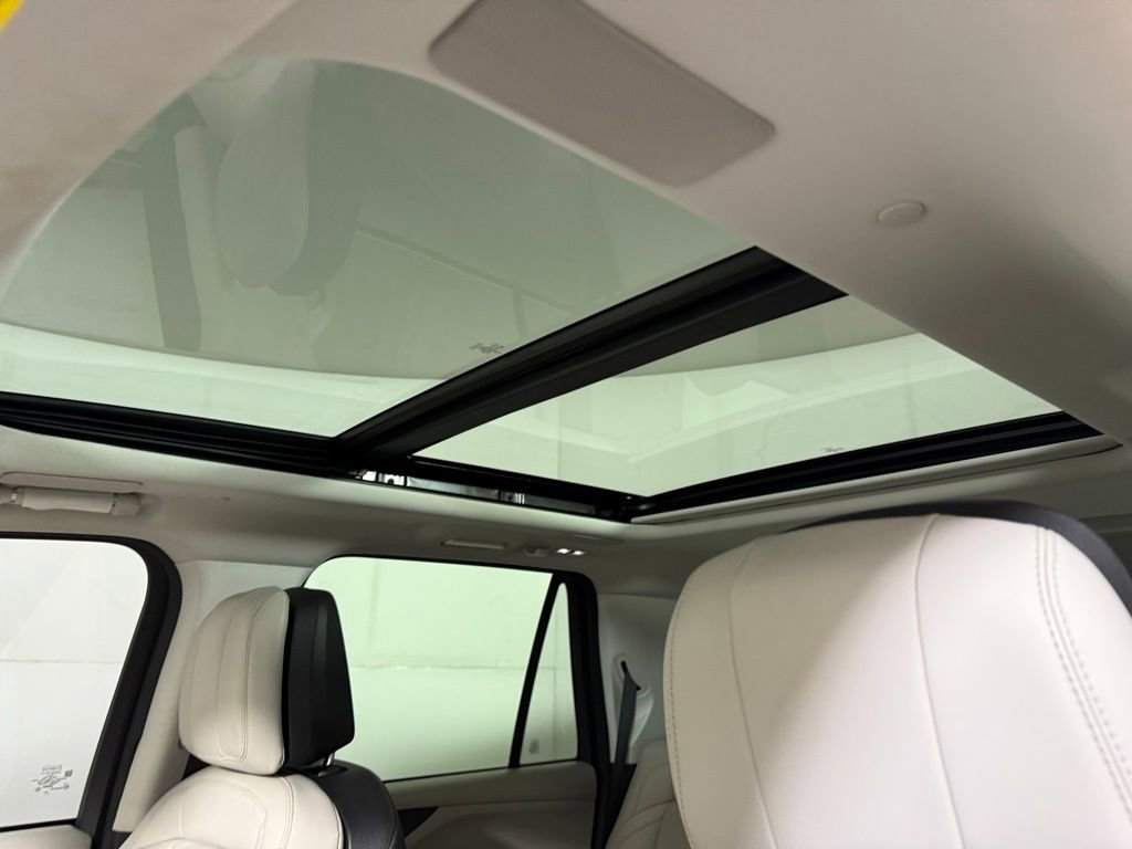 Certified 2025 Lincoln Navigator Reserve image 45