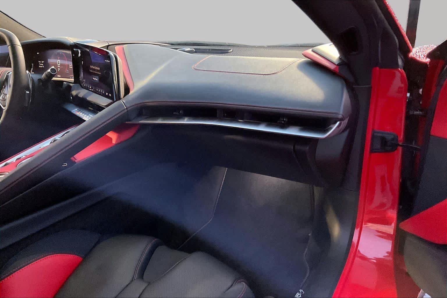 Used 2027 Chevrolet Corvette Grand Sport RWD image 17