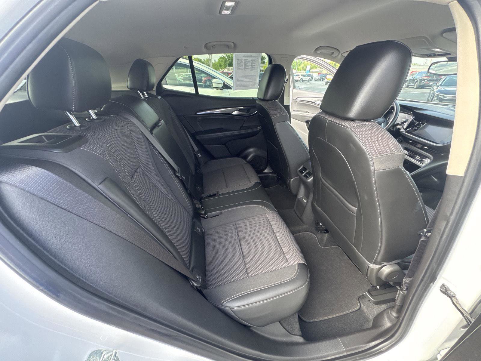 Used 2022 Buick Envision Preferred FWD image 12