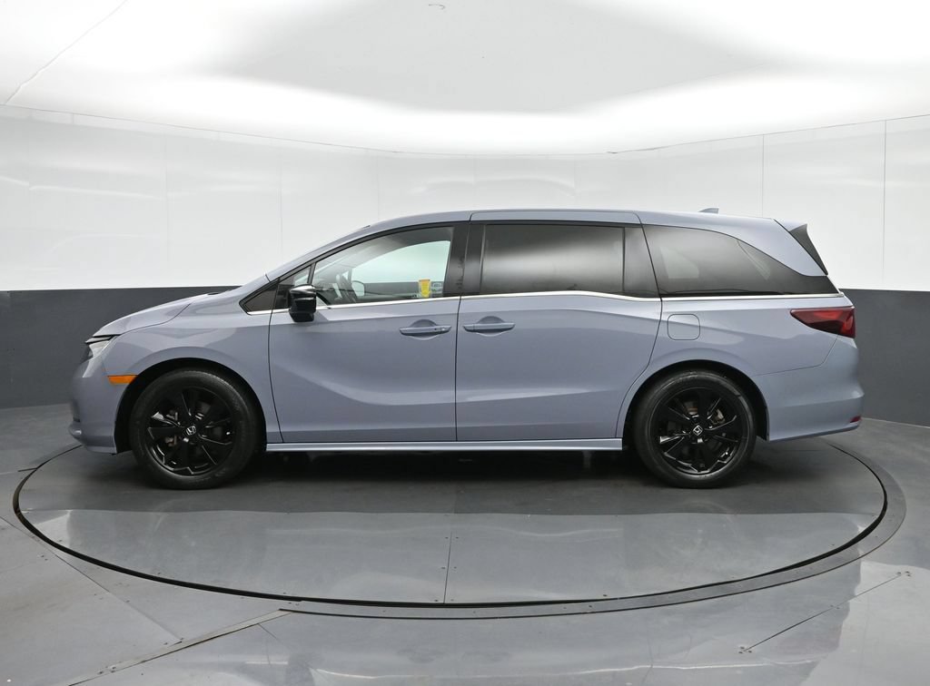 Used 2024 Honda Odyssey Sport image 4