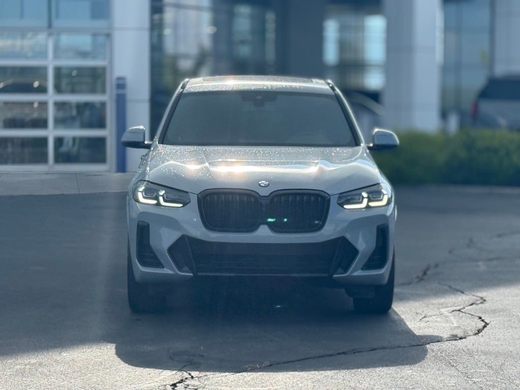 Used 2024 BMW X3 xDrive30i w/ M Sport Package AWD/4WD image 2