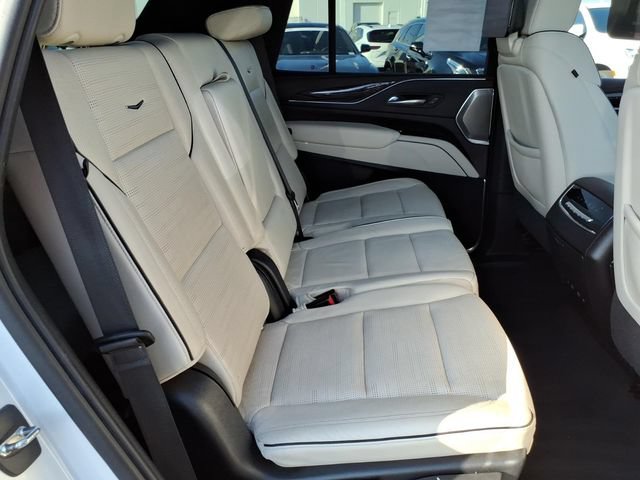 Used 2021 Cadillac Escalade Sport w/ Driver Assist Tech Package AWD/4WD image 24