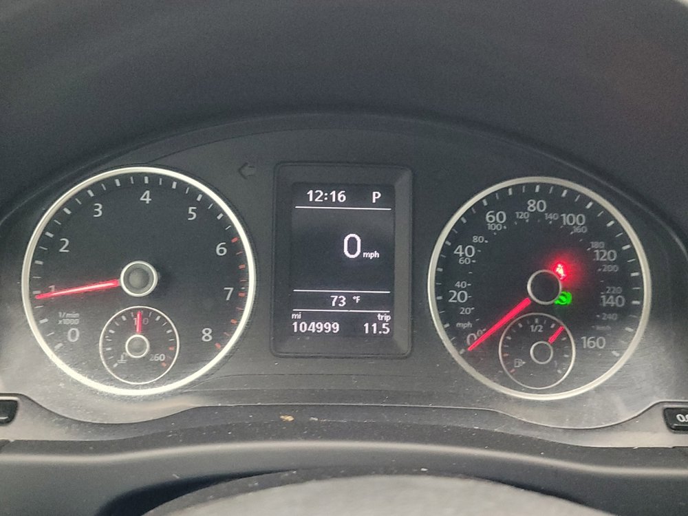 Used 2018 Volkswagen Tiguan Limited w/ Premium Package image 23