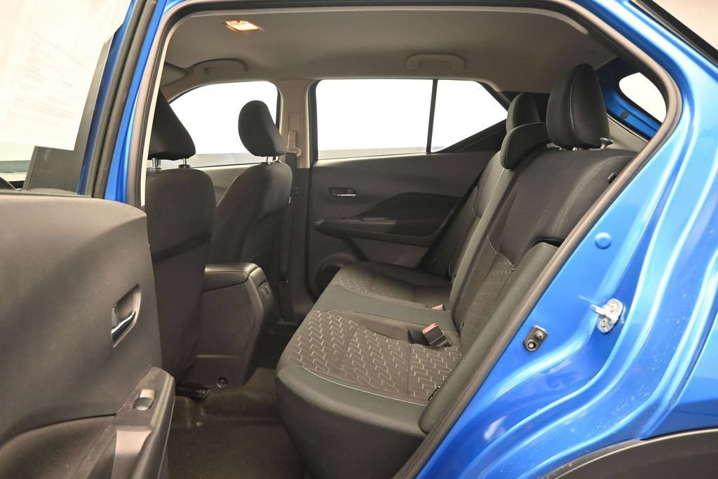 Used 2024 Nissan Kicks SV FWD image 25