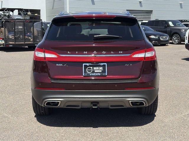 Used 2017 Lincoln MKX Reserve w/ Luxury Package FWD image 8