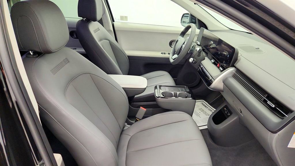 Used 2025 Hyundai Ioniq 5 SEL image 24