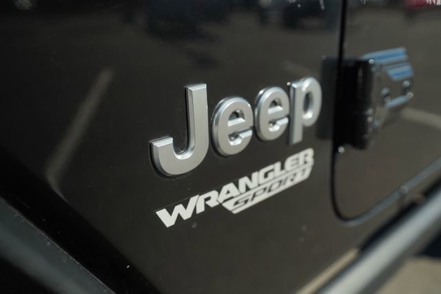 Used 2018 Jeep Wrangler Sport S image 31