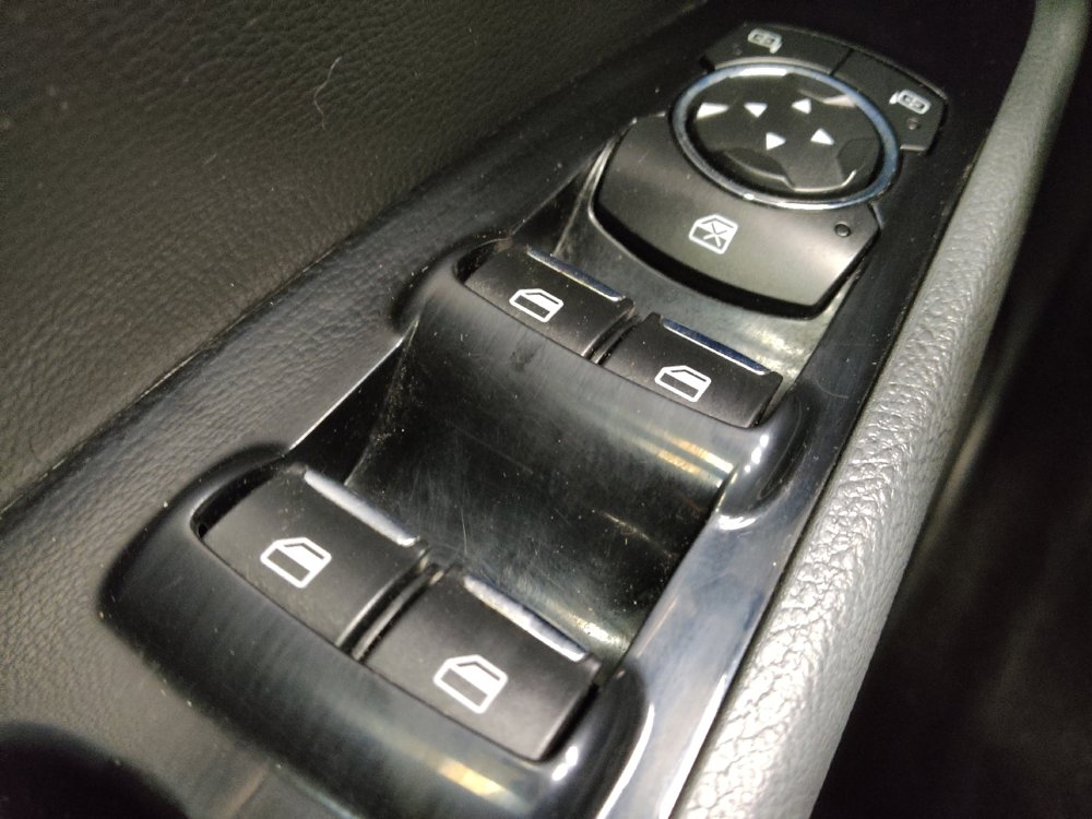 Used 2016 Ford Fusion SE w/ Equipment Group 202A FWD image 27