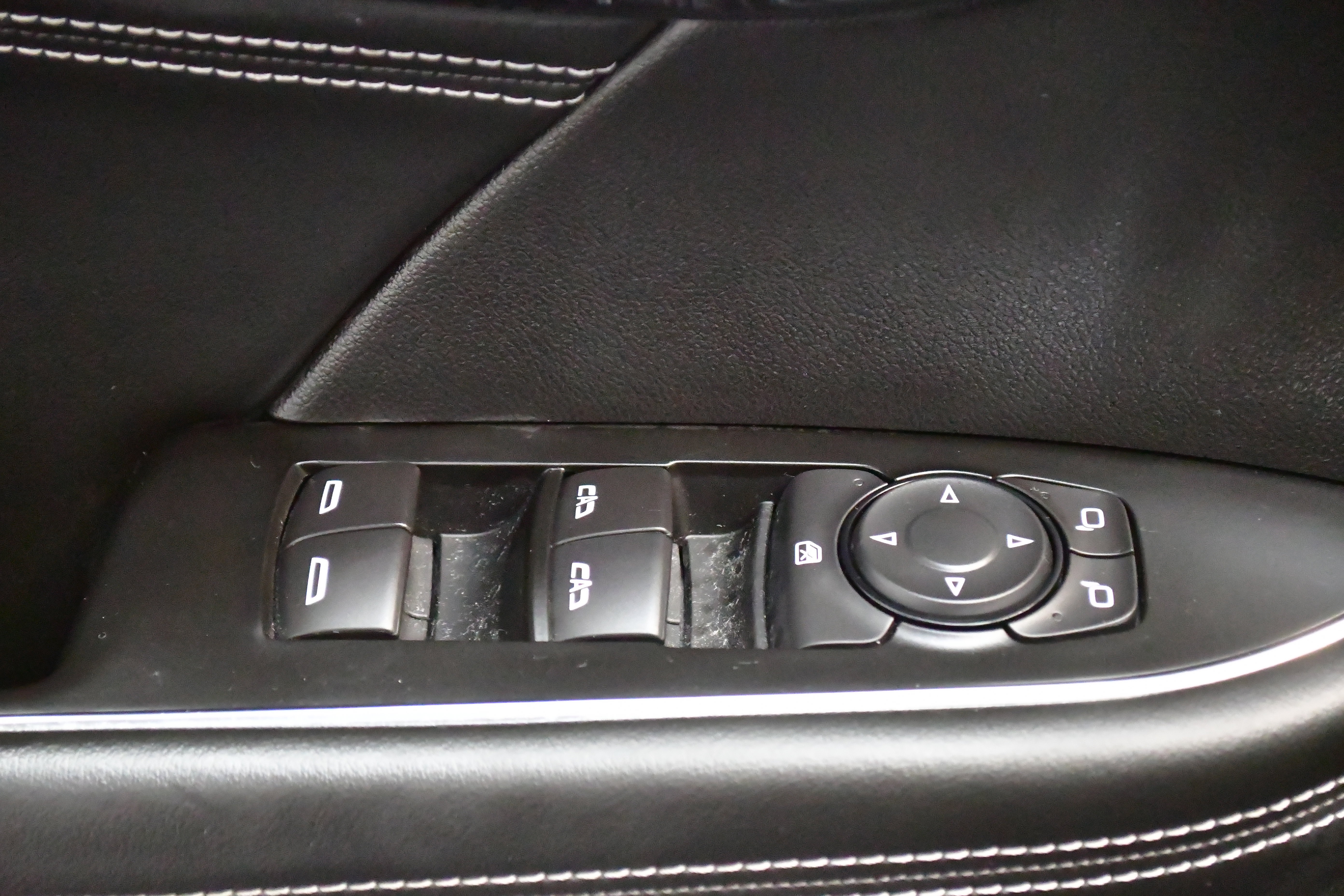 Used 2022 Buick Envision Preferred image 16