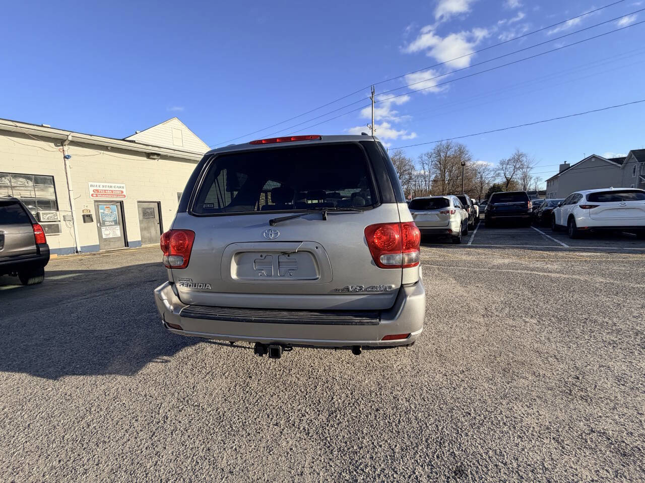 Used 2005 Toyota Sequoia SR5 image 11