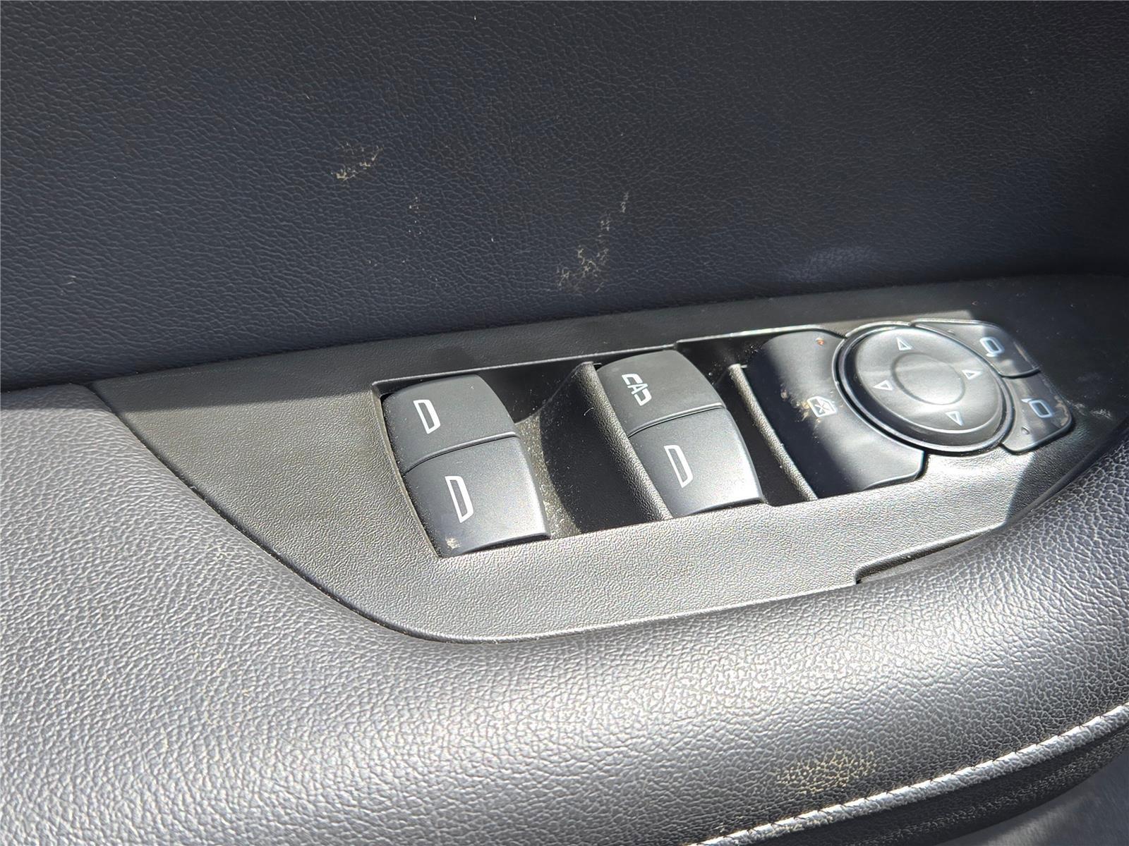 Used 2024 Chevrolet Blazer LT w/ Driver Confidence Package image 21