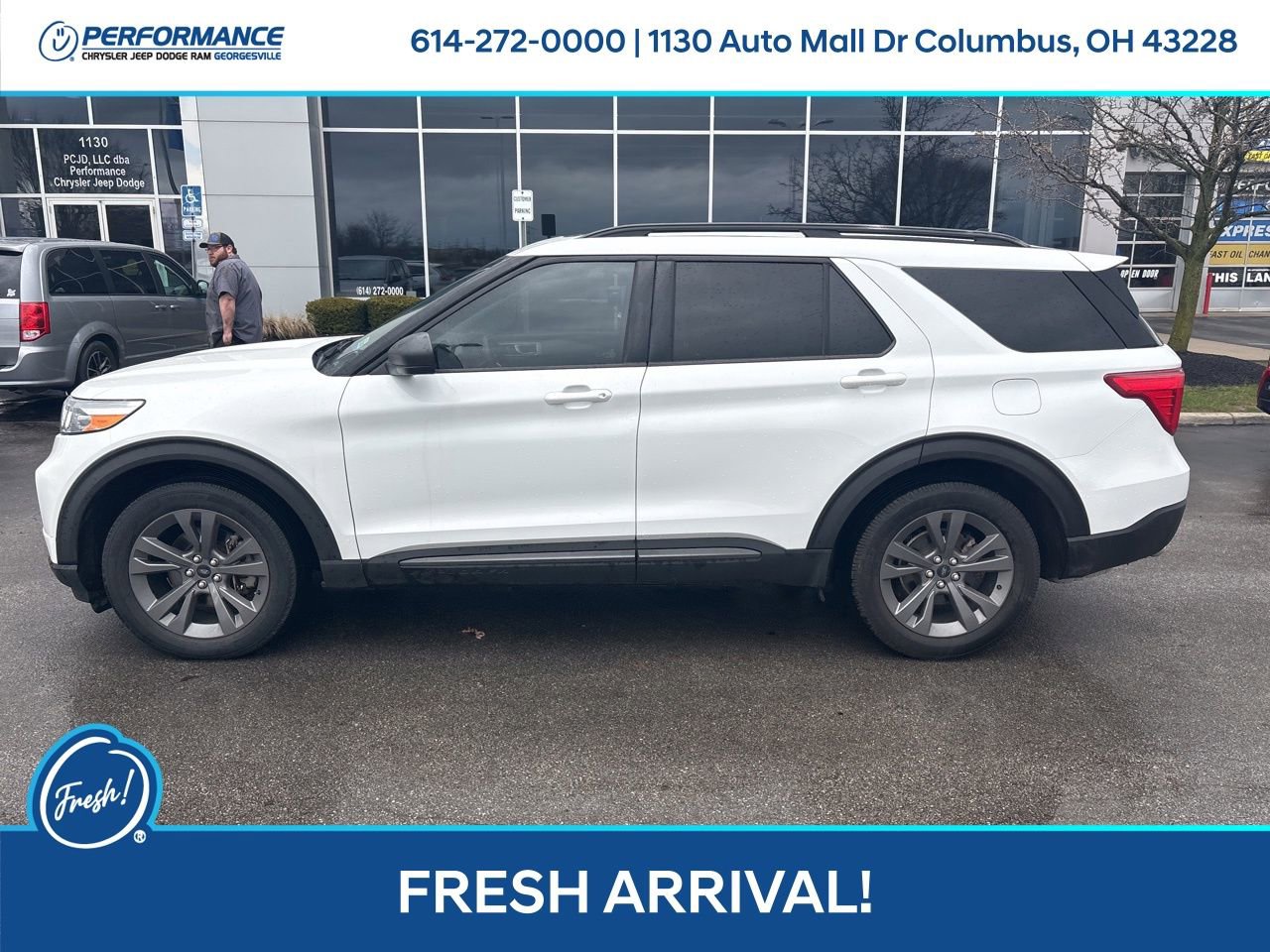 Used 2021 Ford Explorer XLT w/ XLT Sport Appearance Package image 7