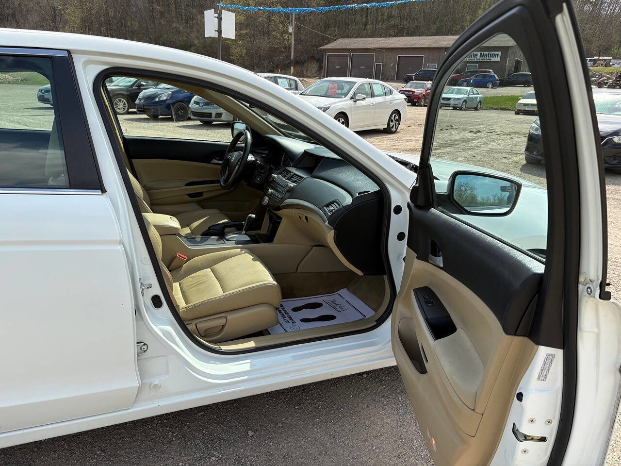 Used 2011 Honda Accord SE image 17