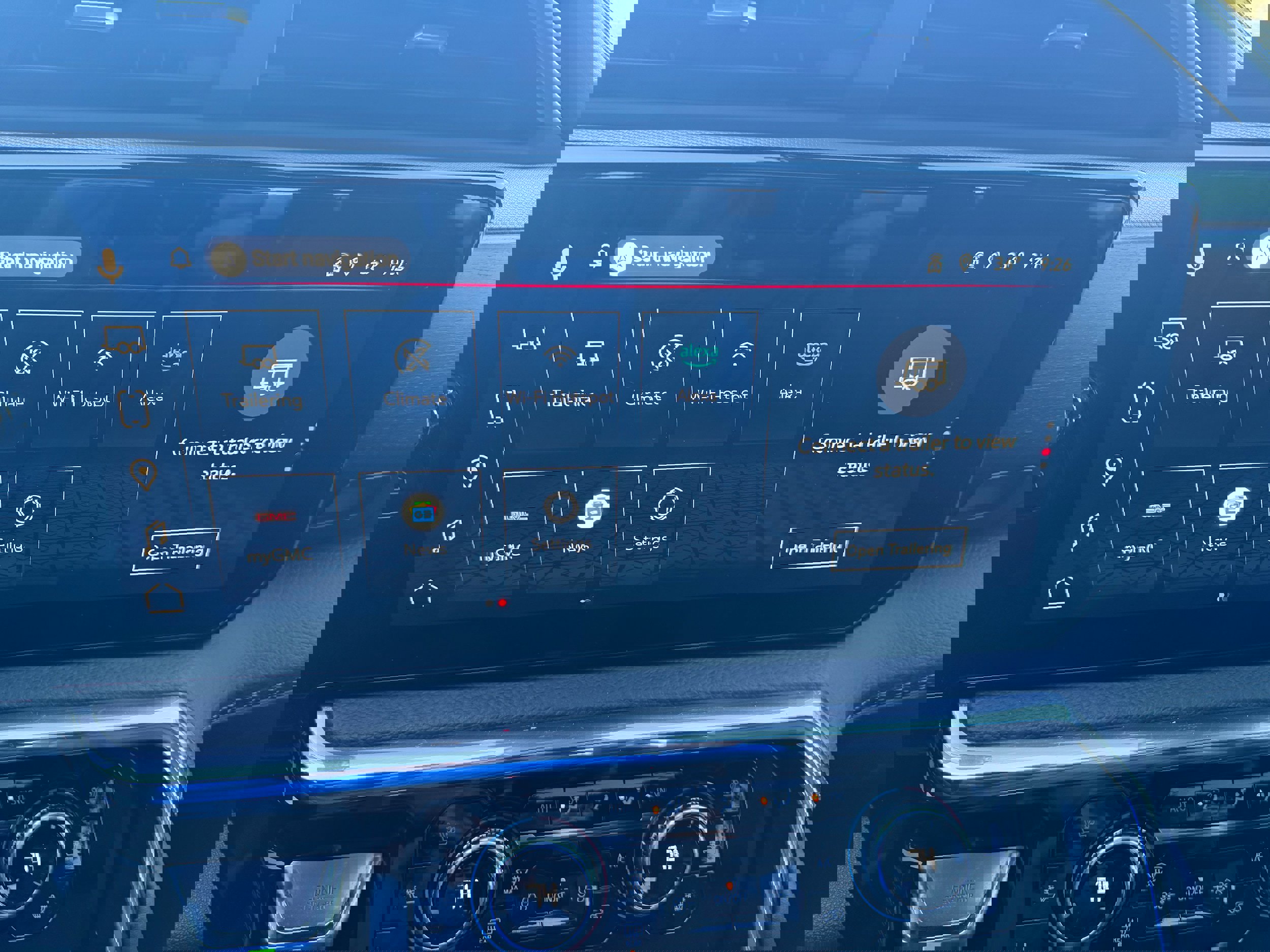 Used 2024 GMC Sierra 1500 Denali w/ Technology Package image 16