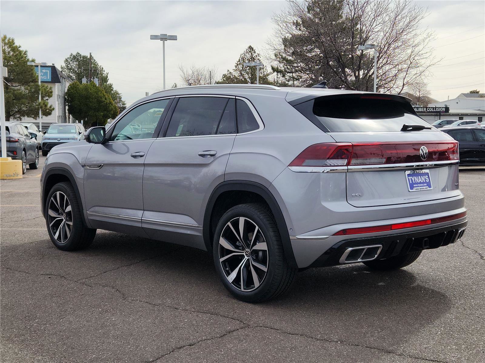 New 2025 Volkswagen Atlas Cross Sport SEL Premium R-Line image 5