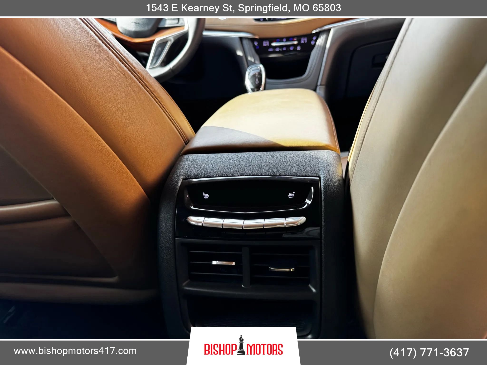 Used 2017 Cadillac XT5 Platinum w/ Driver Assist Package image 17