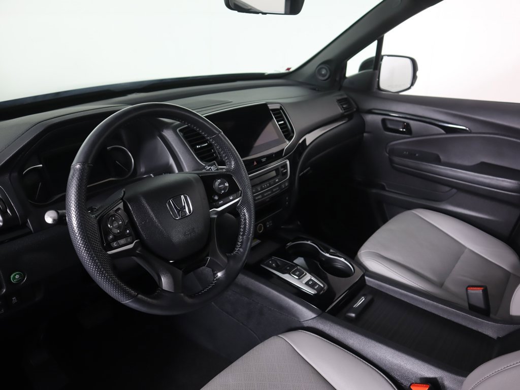 Used 2023 Honda Passport Elite image 32