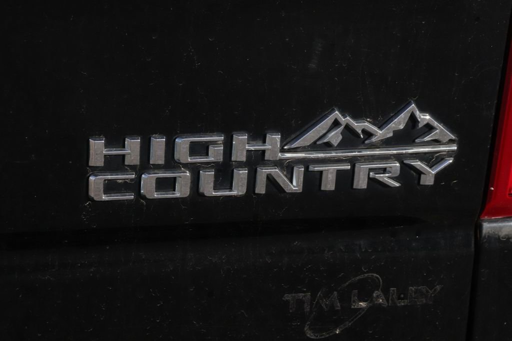 Used 2020 Chevrolet Silverado 1500 High Country w/ Technology Package image 52