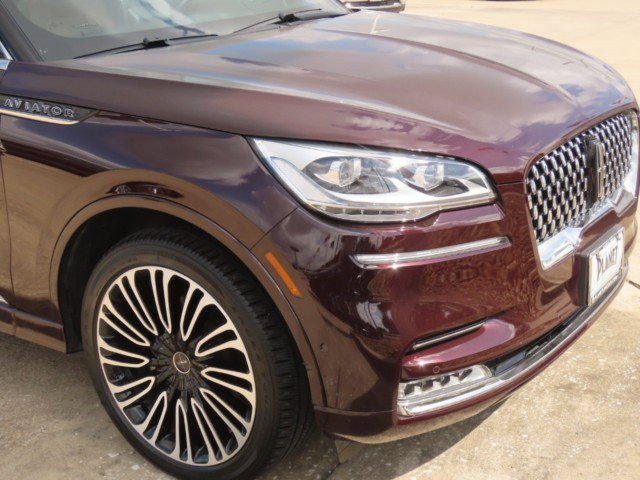 Certified 2023 Lincoln Aviator Black Label AWD/4WD image 5