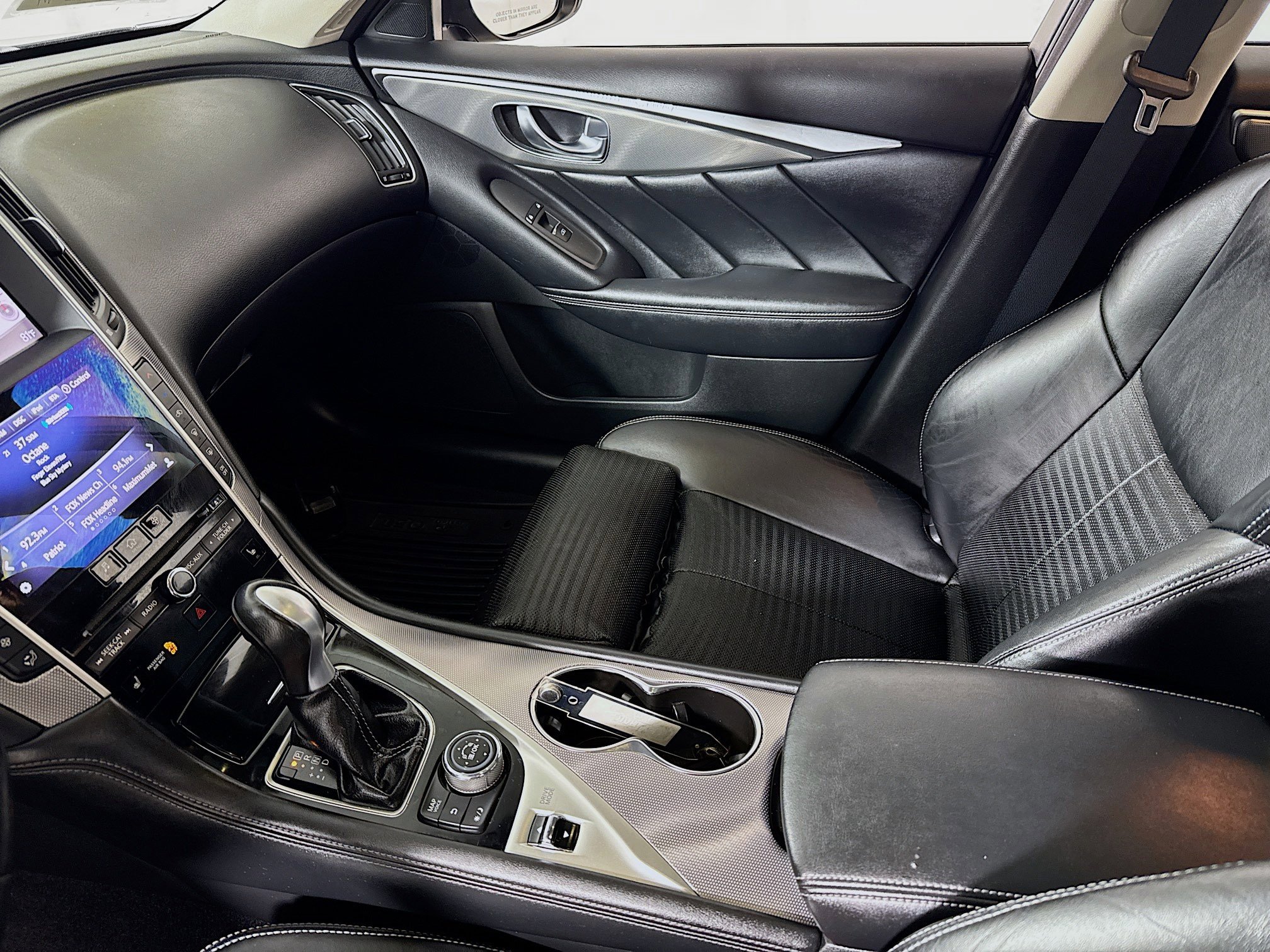 Used 2015 INFINITI Q50 AWD w/ Navigation Package image 24