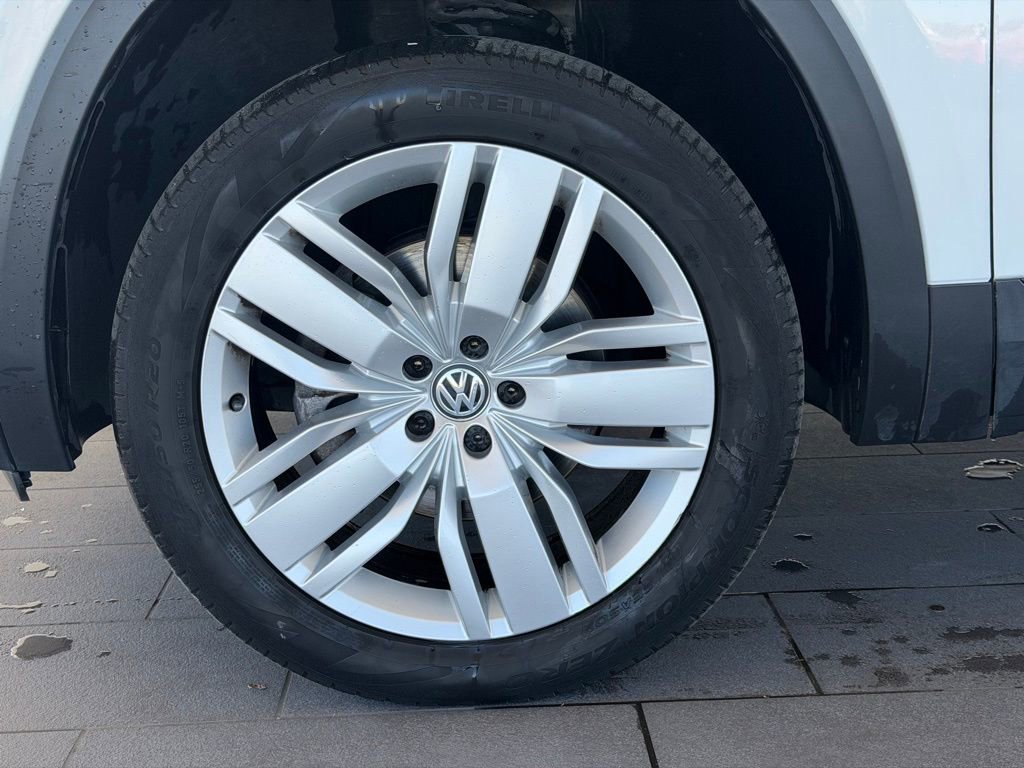 Used 2020 Volkswagen Atlas SE w/ Panoramic Sunroof Package image 10