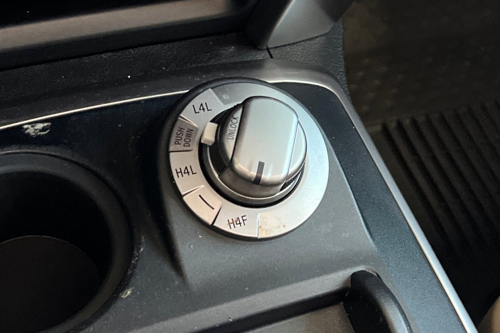 Used 2019 Toyota 4Runner Limited AWD/4WD image 17