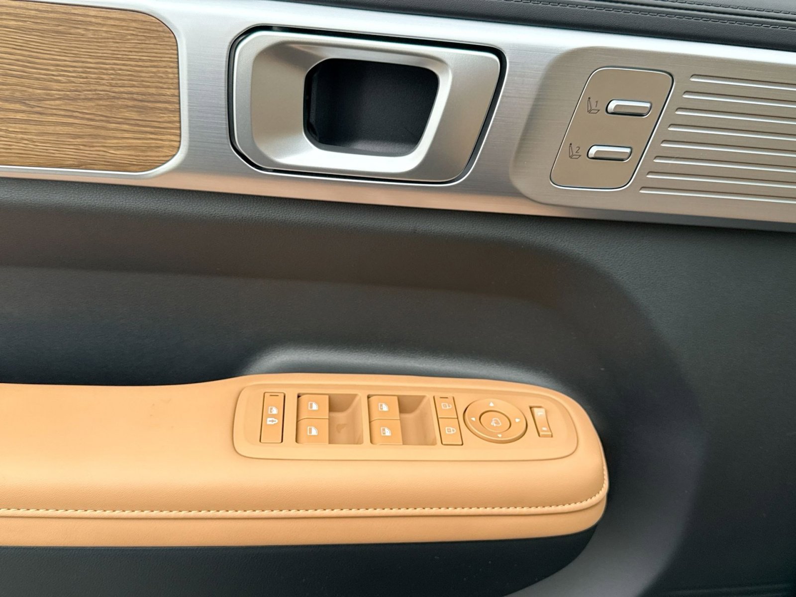 New 2026 Hyundai Santa Fe Limited image 15