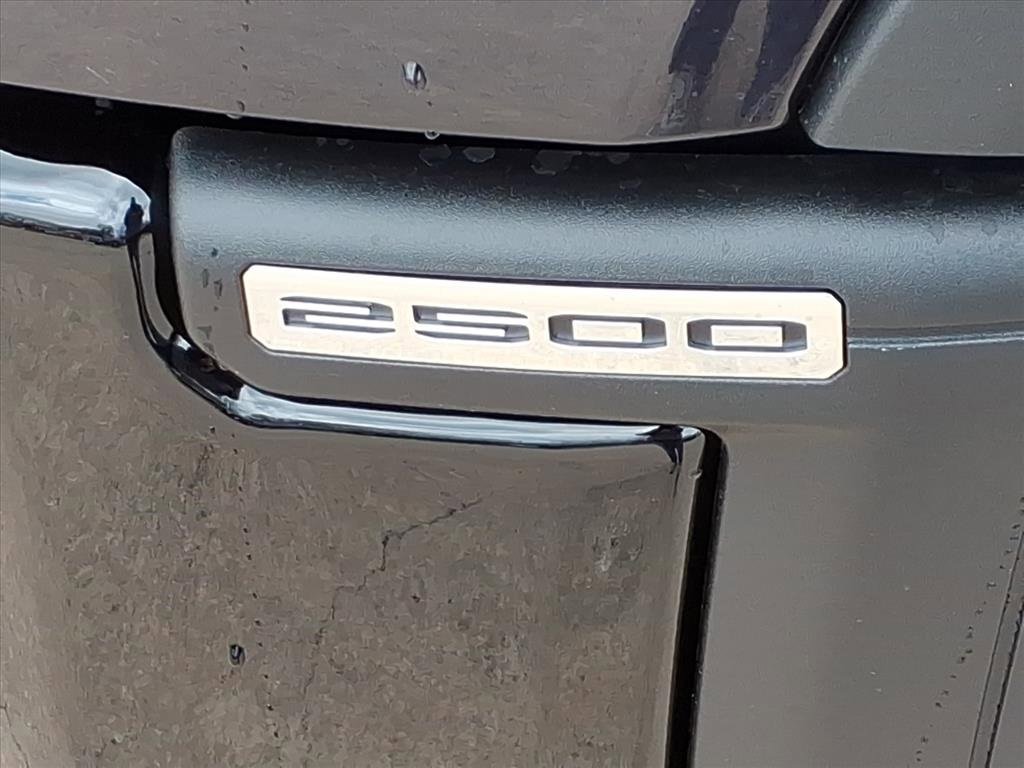 New 2026 GMC Sierra 2500 AT4X image 10