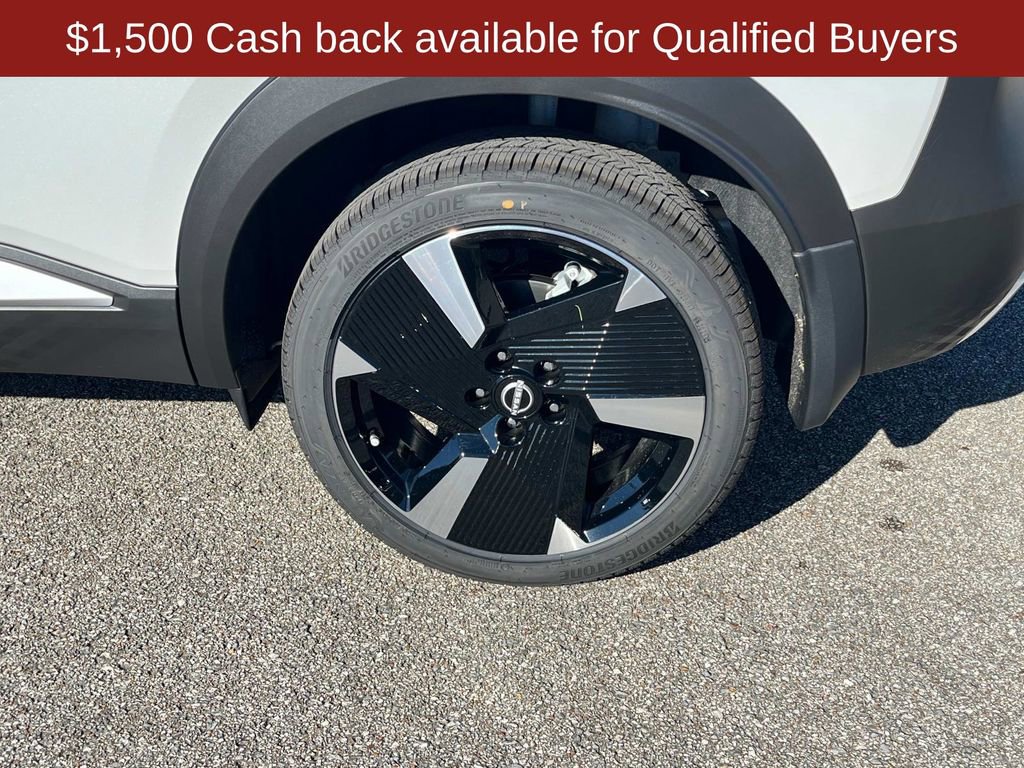 New 2026 Nissan Kicks SR image 16