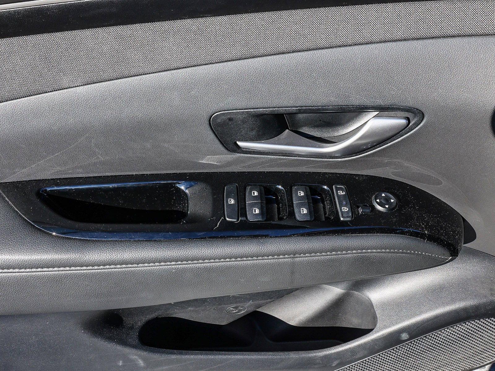 Used 2022 Hyundai Tucson Limited image 22