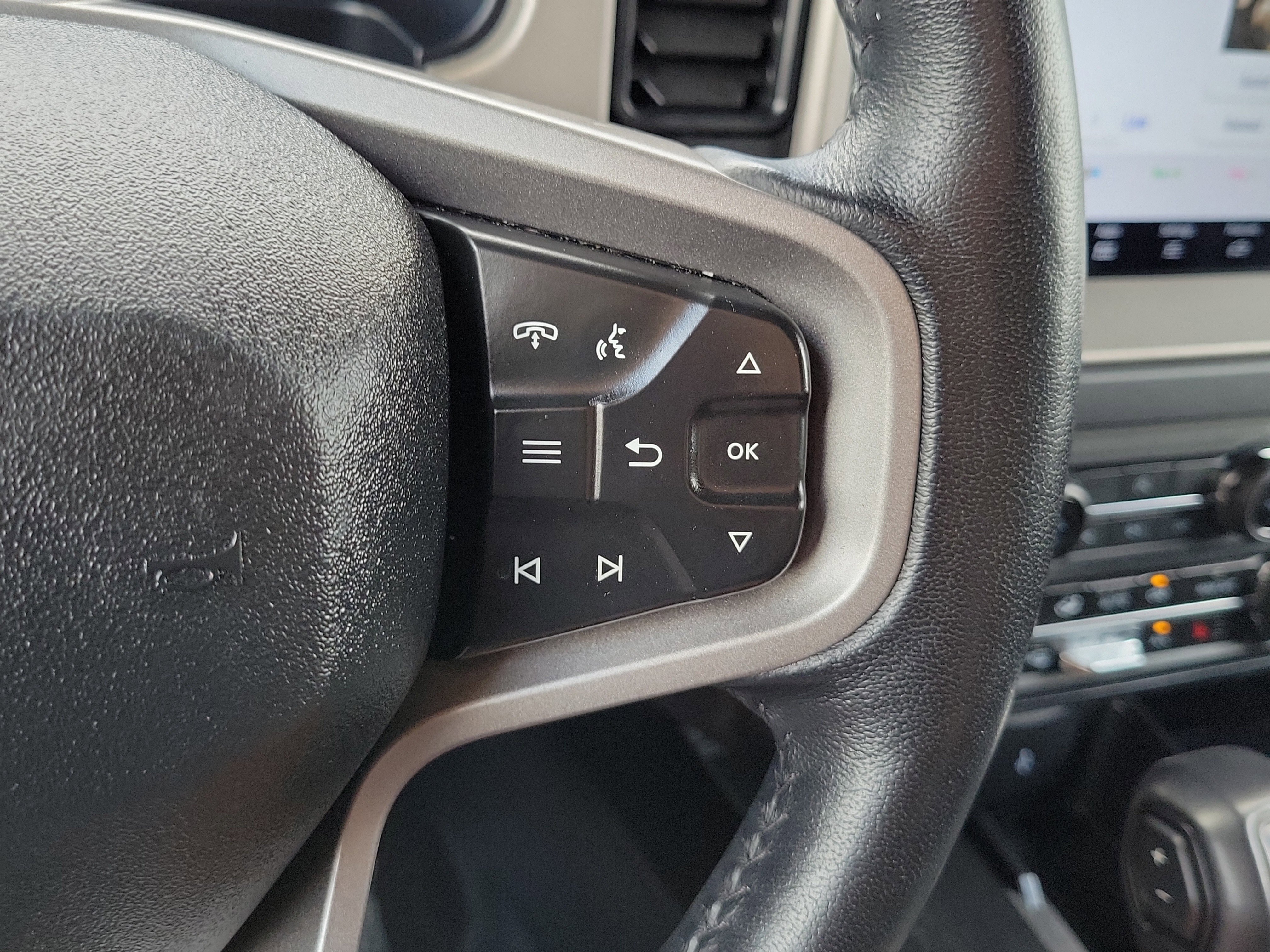 Certified 2025 Ford Bronco Outer Banks AWD/4WD image 23
