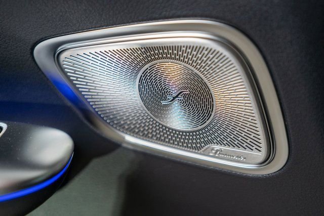 New 2025 Mercedes-Benz GLC 350e 4MATIC image 17