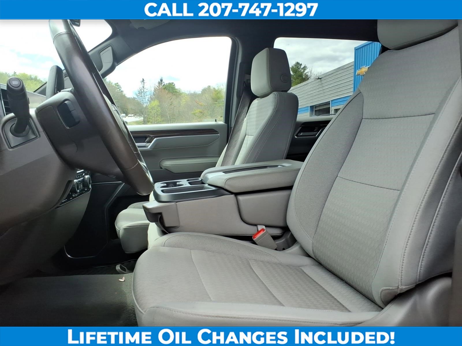 Used 2025 Chevrolet Silverado 1500 LT AWD/4WD image 13