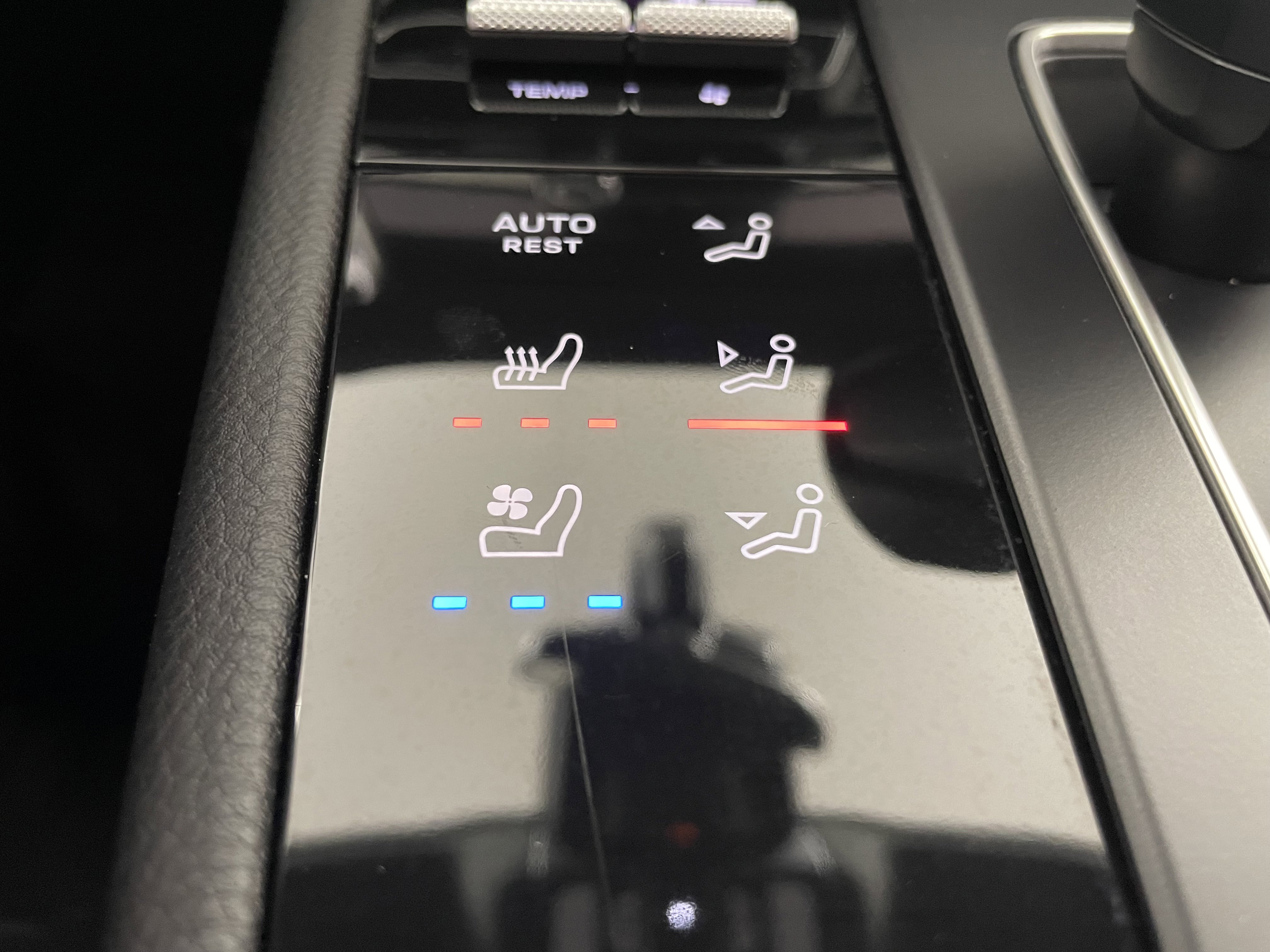 Certified 2023 Porsche Macan GTS image 23