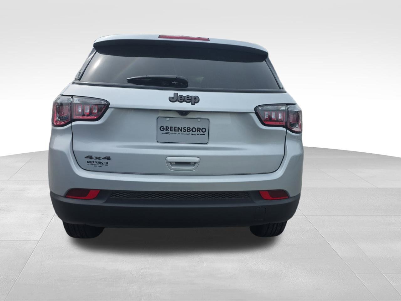 New 2026 Jeep Compass Latitude AWD/4WD image 6