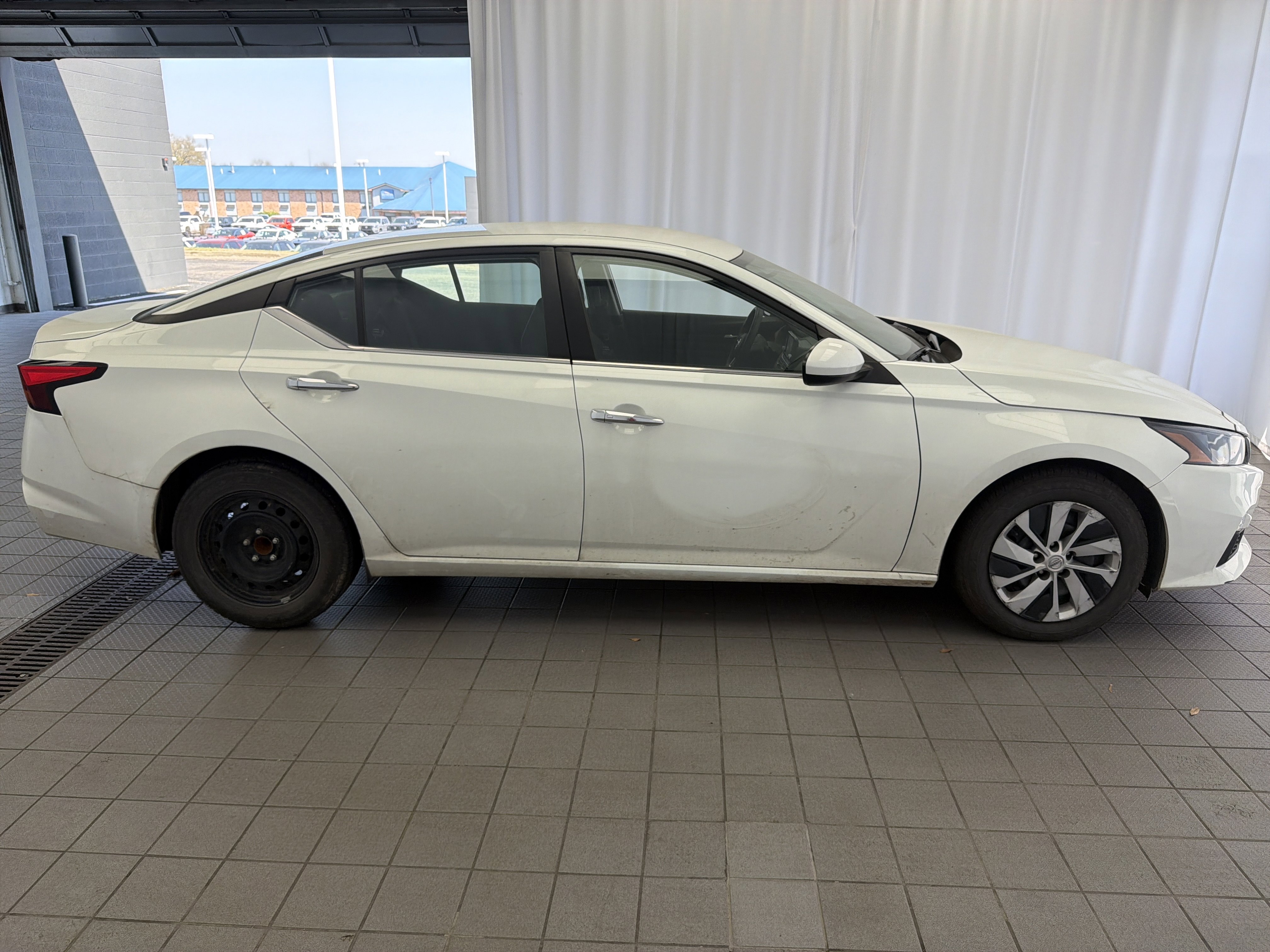 Used 2022 Nissan Altima 2.5 S image 4