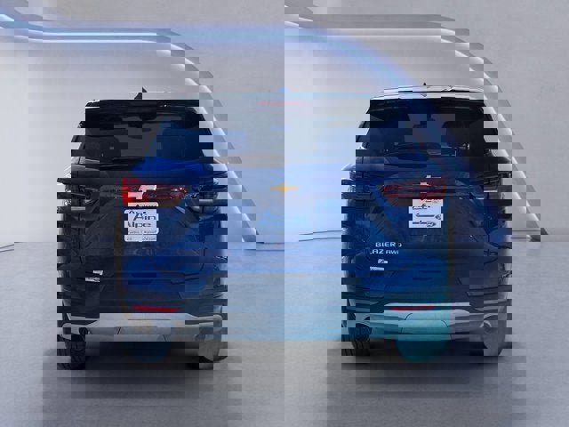 Used 2023 Chevrolet Blazer LT w/ Driver Confidence Package image 4