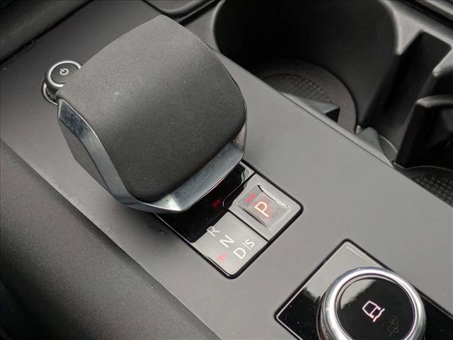 Certified 2024 Land Rover Discovery Dynamic SE AWD/4WD image 12