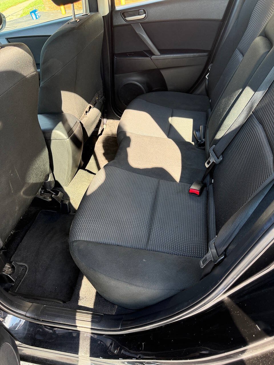 Used 2013 MAZDA MAZDA3 i Touring FWD image 19