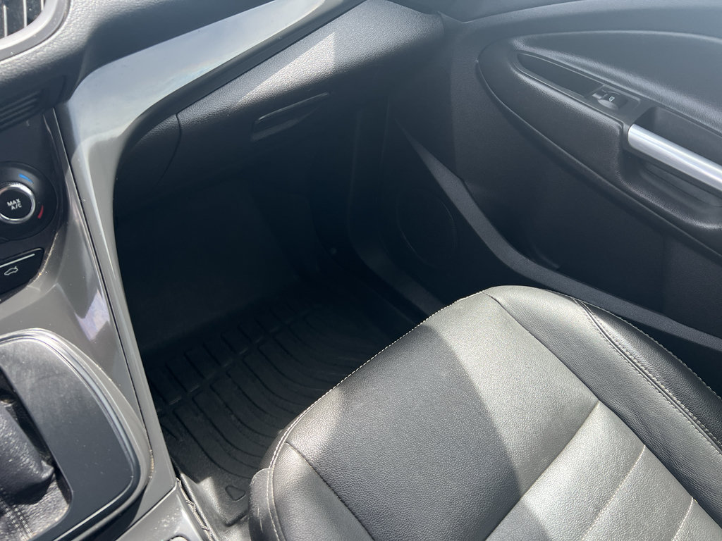 Used 2014 Ford Escape Titanium AWD/4WD image 19