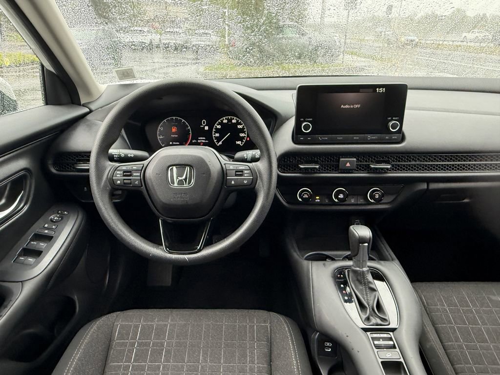 Used 2025 Honda HR-V LX image 29