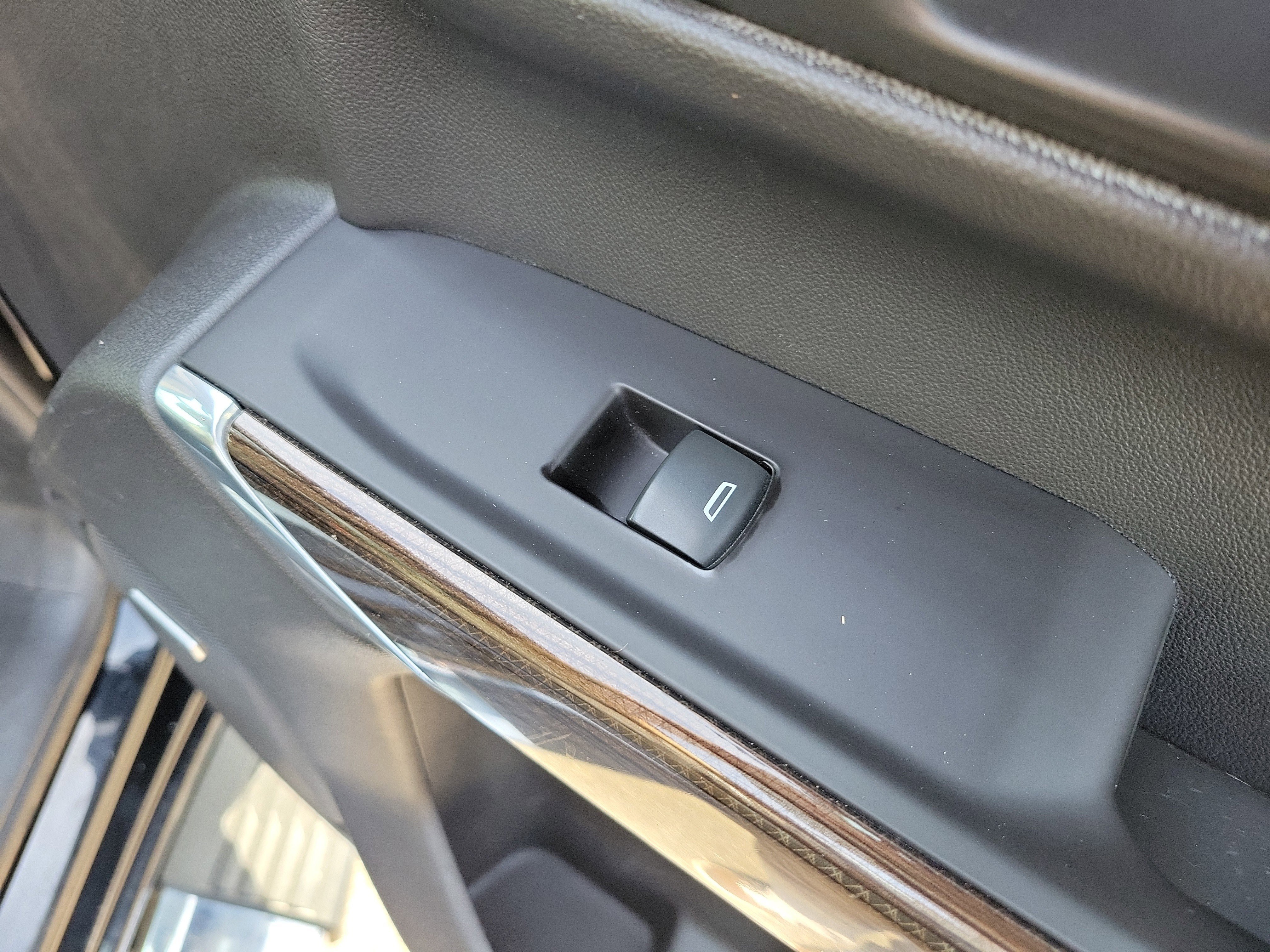 Used 2019 Chevrolet Silverado 1500 RST w/ All-Star Edition image 11