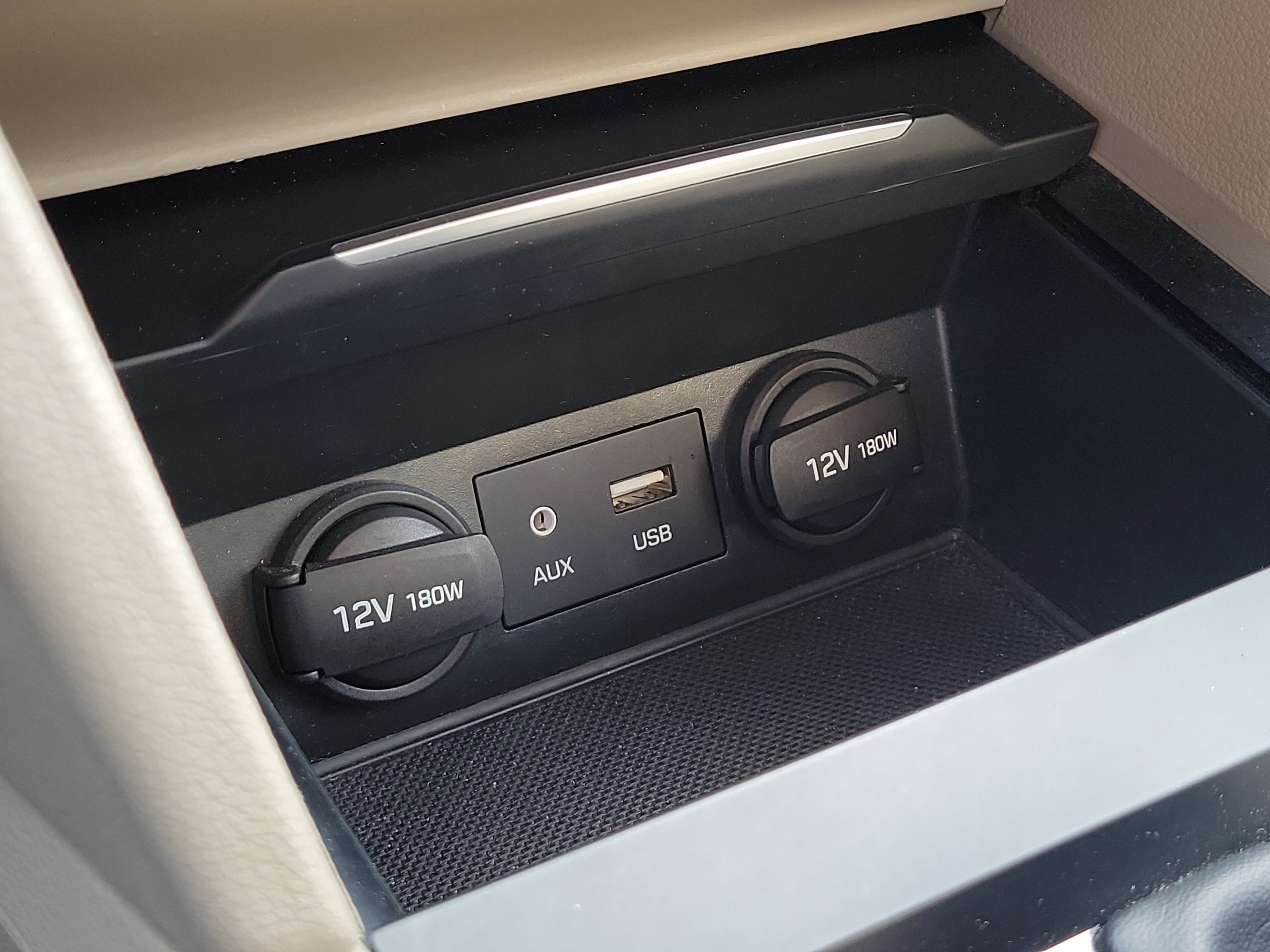 Used 2017 Hyundai Elantra SE image 27