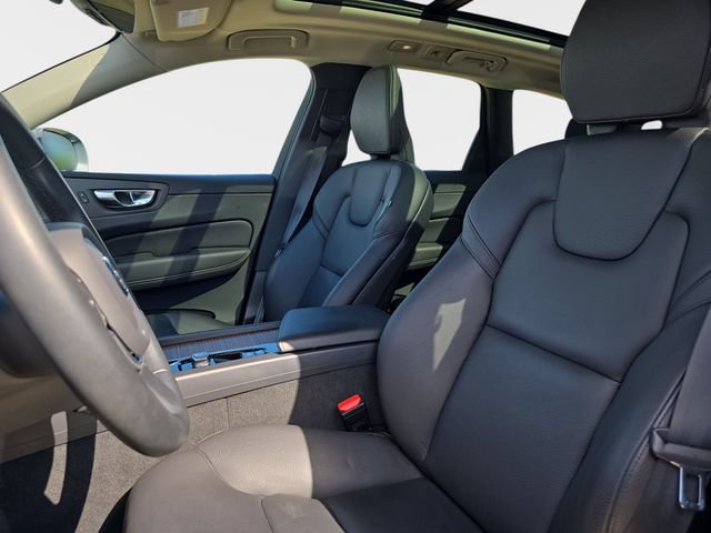 Used 2022 Volvo XC60 T8 Inscription Expression w/ Advanced Package AWD/4WD image 18