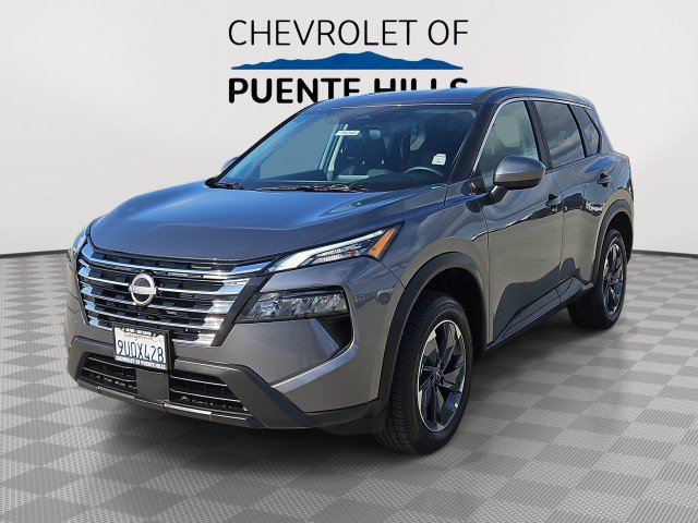 Used 2026 Nissan Rogue SV FWD image 1
