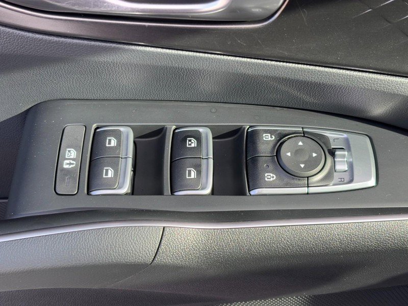 Used 2024 Kia Sorento EX image 24