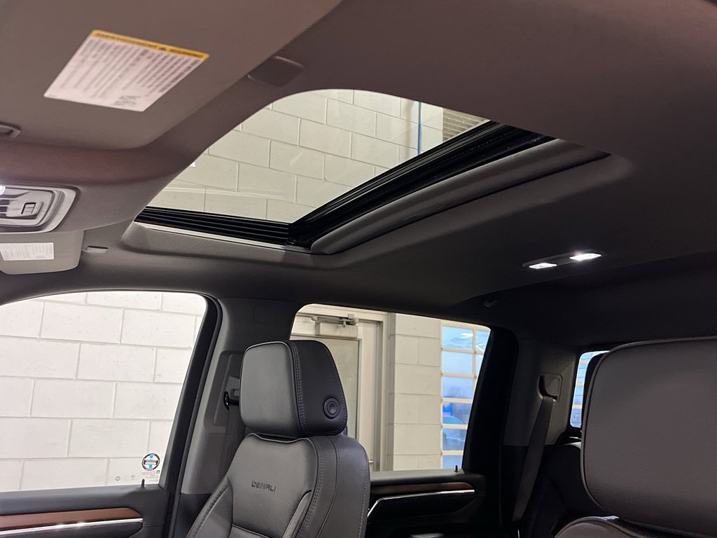 Used 2024 GMC Sierra 2500 Denali w/ Denali Reserve Package image 19