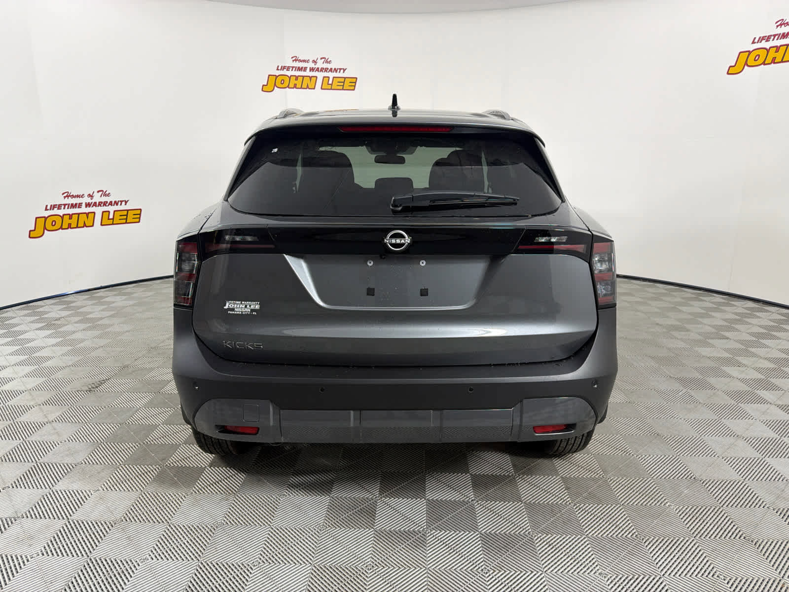 New 2026 Nissan Kicks SV image 4