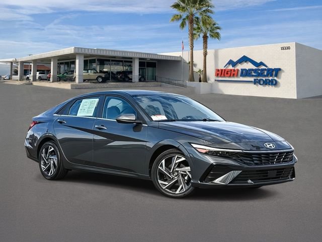 Used 2025 Hyundai Elantra Limited